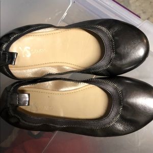 Yosi Samra pewter flats girls size 3